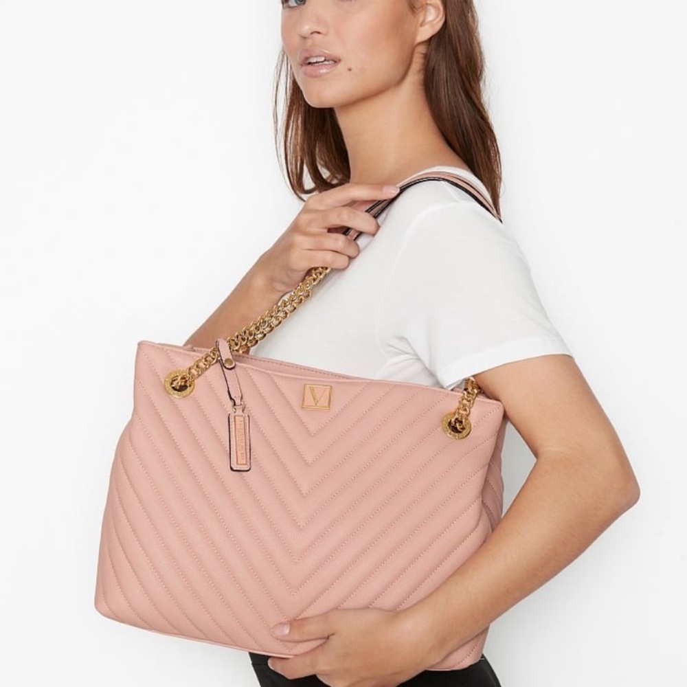 Victoria’s Secret The Shoulder V-Quilt Tote Bag Pink NWT